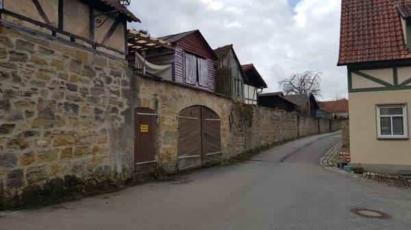 Man kann stundenlang durch die schöne Stadt wandern.