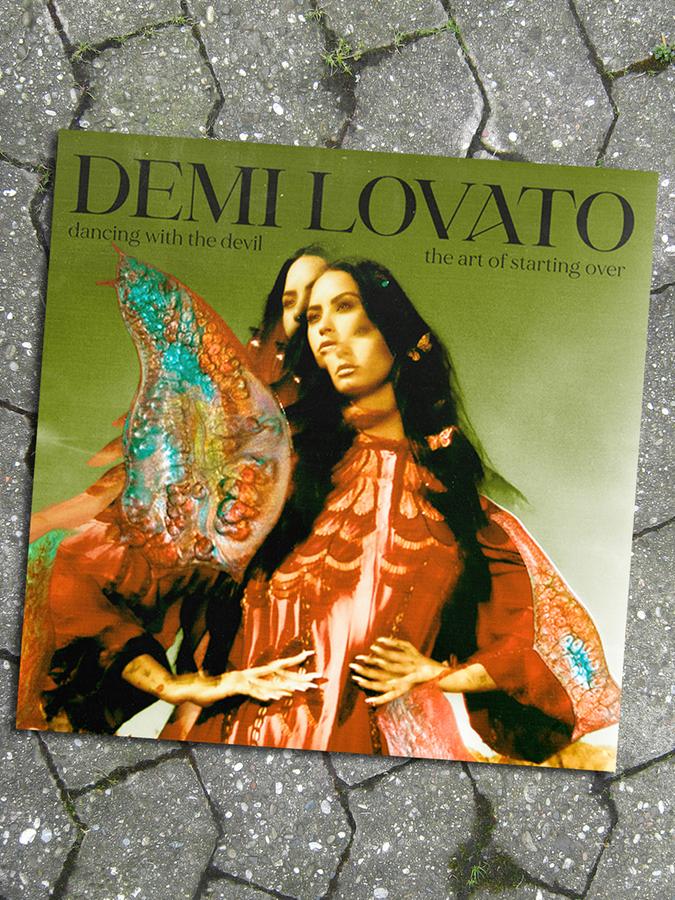 Cover des neuen Albums "Dancing with the Devil...The Art of Starting Over" von der Sängerin Demi Lovato. Das Album erscheint am 2. April über Universal Music.