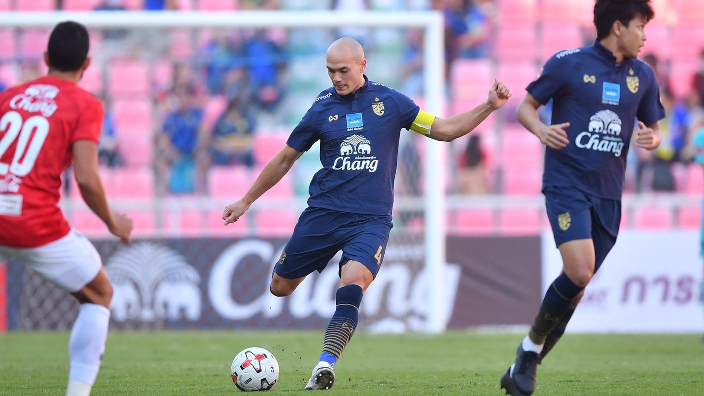 Den Schritt, nach Thailand zu wechseln, habe ich nie bereut: Manuel Bihr (links) im Trikot von Bangkok United.
Den Schritt, nach Thailand zu wechseln, habe ich nie bereut: Manuel Bihr (links) im Trikot von Bangkok United.