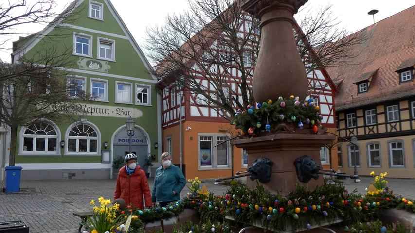 Versteckte Talente: Der Kinder-Osterbrunnen in Neustadt an der Aisch