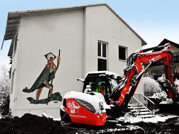 Spektakuläre Rettung eines Wandmosaiks in Erlangen