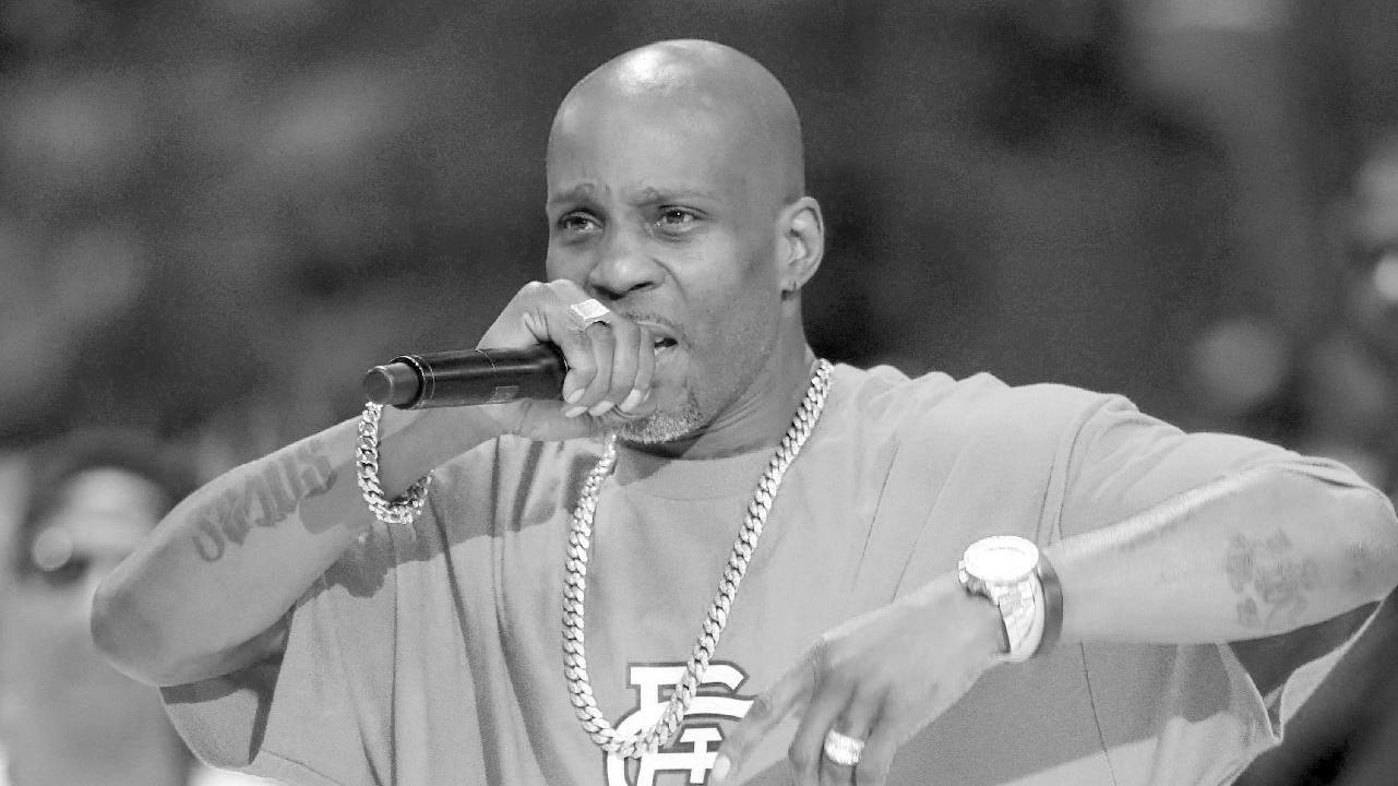 Nach Tagen künstlicher Beatmung nach einem Herzanfall ist US-Rapper DMX im Alter von 50 Jahren gestorben.