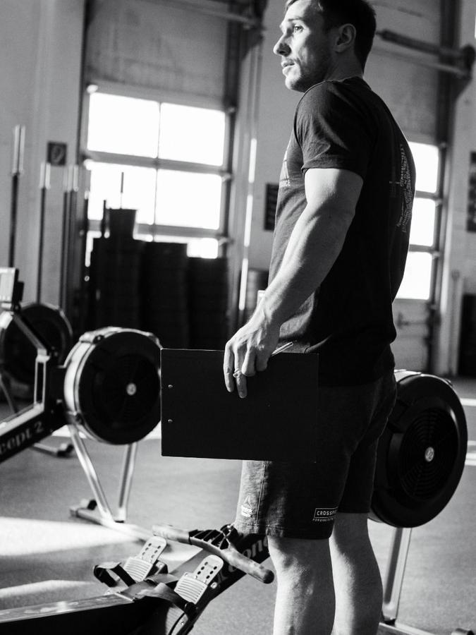 Sebastian Fischer ist 2021 der fitteste Erlanger - geht man nach der Sportart Crossfit. Sebastian Fischer ist 2021 der fitteste Erlanger - geht man nach der Sportart Crossfit.