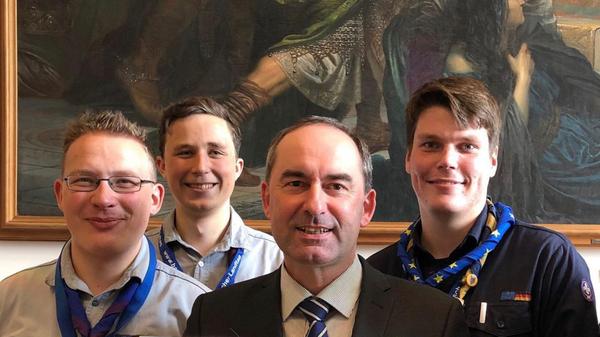 Pfadfinder zu Besuch im Bayerischen Landtag 2019.