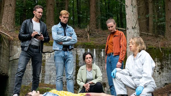 urn:newsml:dpa.com:20090101:210324-90-019383