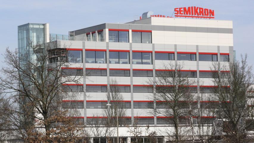 Auf Platz 327 befindet sich die Familie Martin, Inhaber der Firma Semikron, mit 400 Millionen Euro. Die Nürnberger Firma ist einer der Marktführer im Bereich der Leistungselektronik.