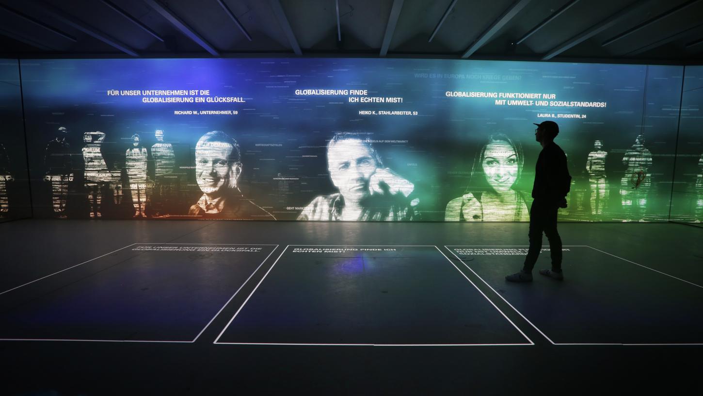 Der digitale Zukunftsraum im Ludwig Erhard Zentrum. Der digitale Zukunftsraum im Ludwig Erhard Zentrum.