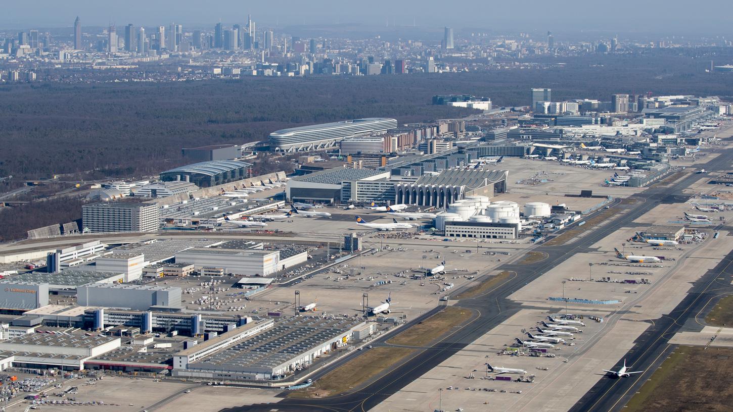 Das Angebot von Zubringerzügen zum Frankfurter Flughafen soll wachsen.