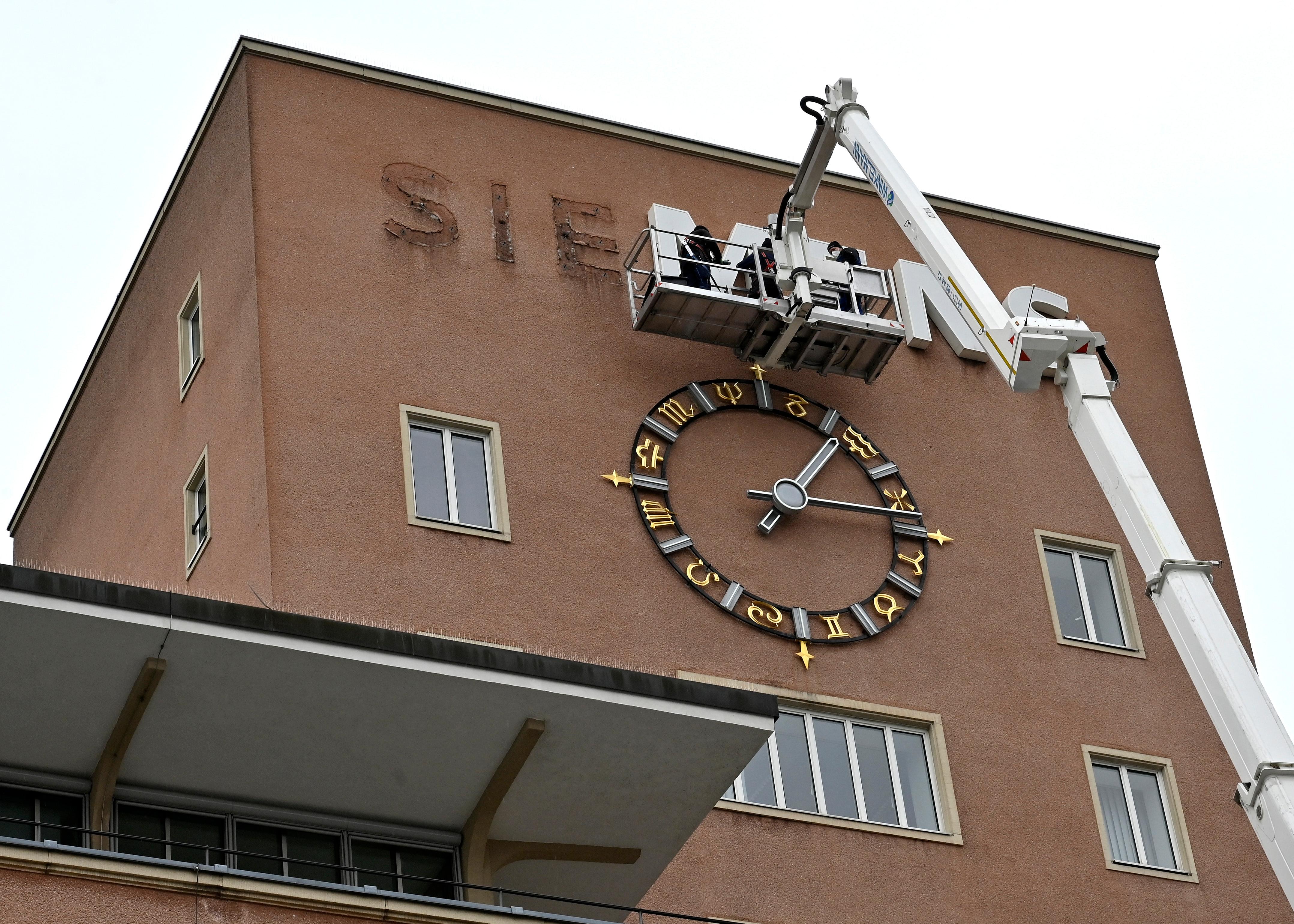 Himbeerpalast verliert Siemens-Logo