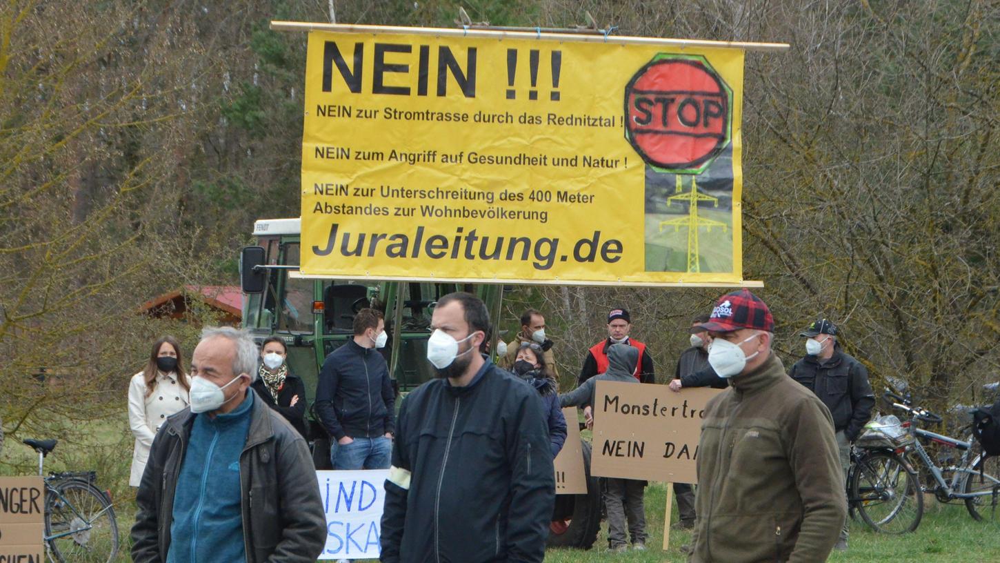 Kürzlich haben die Katzwanger gegen die geplante Trasse demonstriert. 