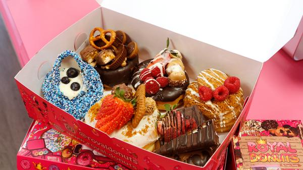 Sie entschieden sich alle drei für je eine Sechser-Box - und eine weitere für eine Freundin.