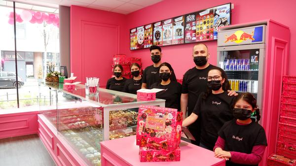 Auf das "Royal Donuts"-Team wartete am Samstag richtig viel Arbeit.