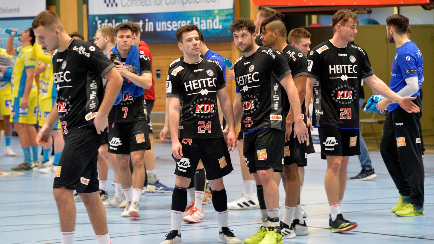 Freude über das Spielen, Frust nach dem Spiel: Die Drittliga-Handballer des HCE waren nach der Niederlage im ersten Ligapokal-Heimspiel enttäuscht. 
