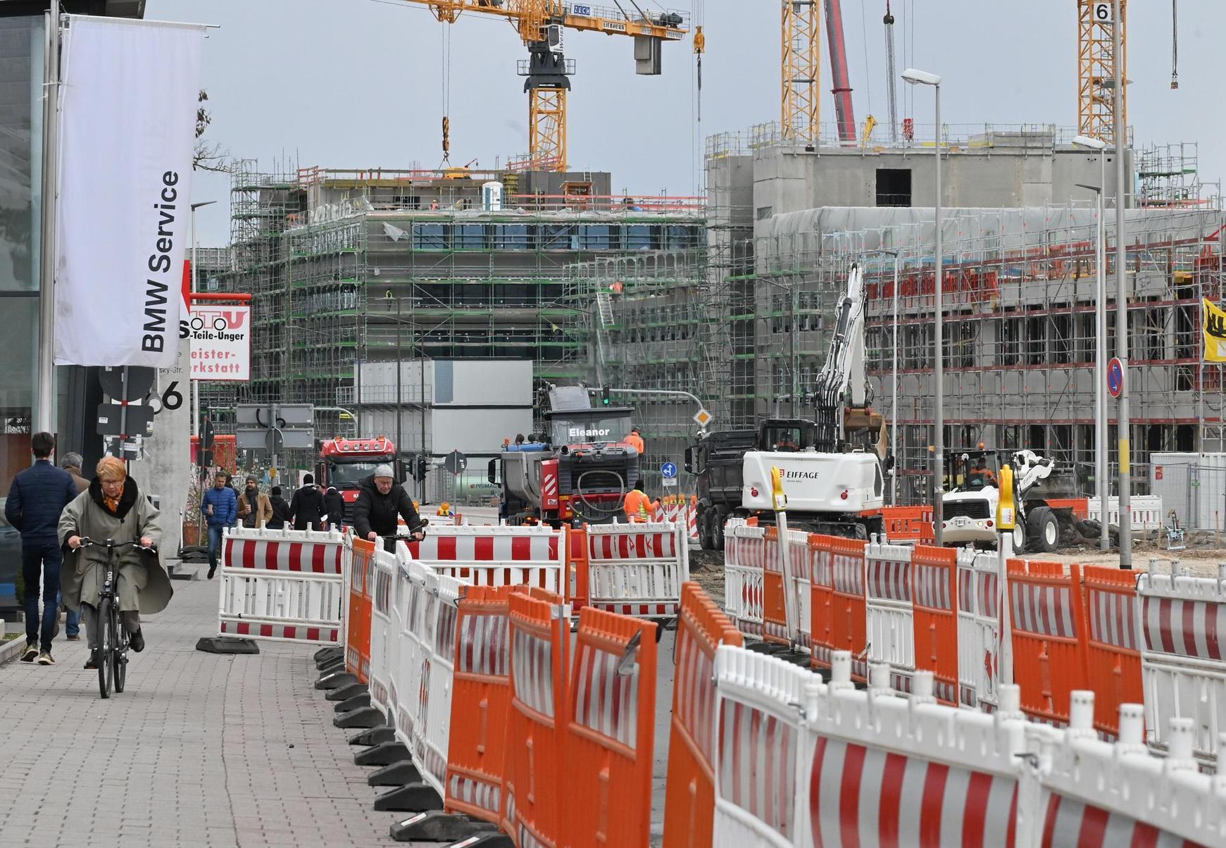 Wie Erlanger Arzte Das Leben Einer Realschulerin Retteten Erlangen Nordbayern De