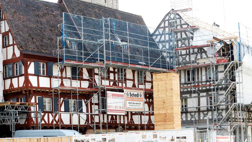Gut gerüstet: Die Sanierung des Forchheimer Rathauses läuft auch Hochtouren 