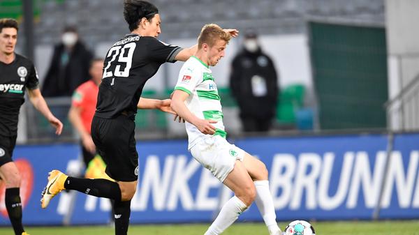 Markierte das wichtige 1:0. In Darmstadt am Freitag war er noch zur Pause in der Kabine geblieben, weil er nicht den besten tag hatte, gegen Braunschweig war er wieder voll auf der Höhe.