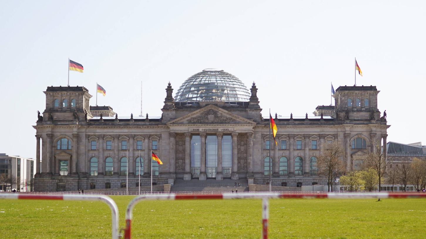 Das Reichstagsgebäude ruft: Wer wird der Nachfolger von MdB Alois Karl im Deutschen Bundestag?