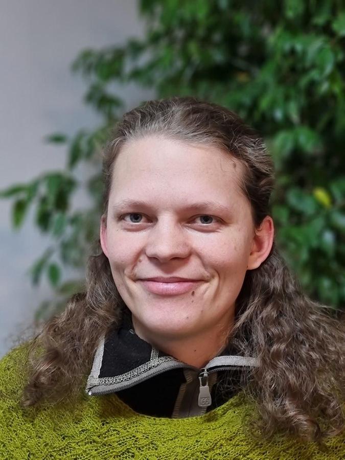 Ricarda Sendl (25) ist quasi mit Bio und Nachhaltigkeit aufgewachsen. Schon früh arbeitet sie nämlich im elterlichen Biosupermarkt.
Ricarda Sendl (25) ist quasi mit Bio und Nachhaltigkeit aufgewachsen. Schon früh arbeitet sie nämlich im elterlichen Biosupermarkt.