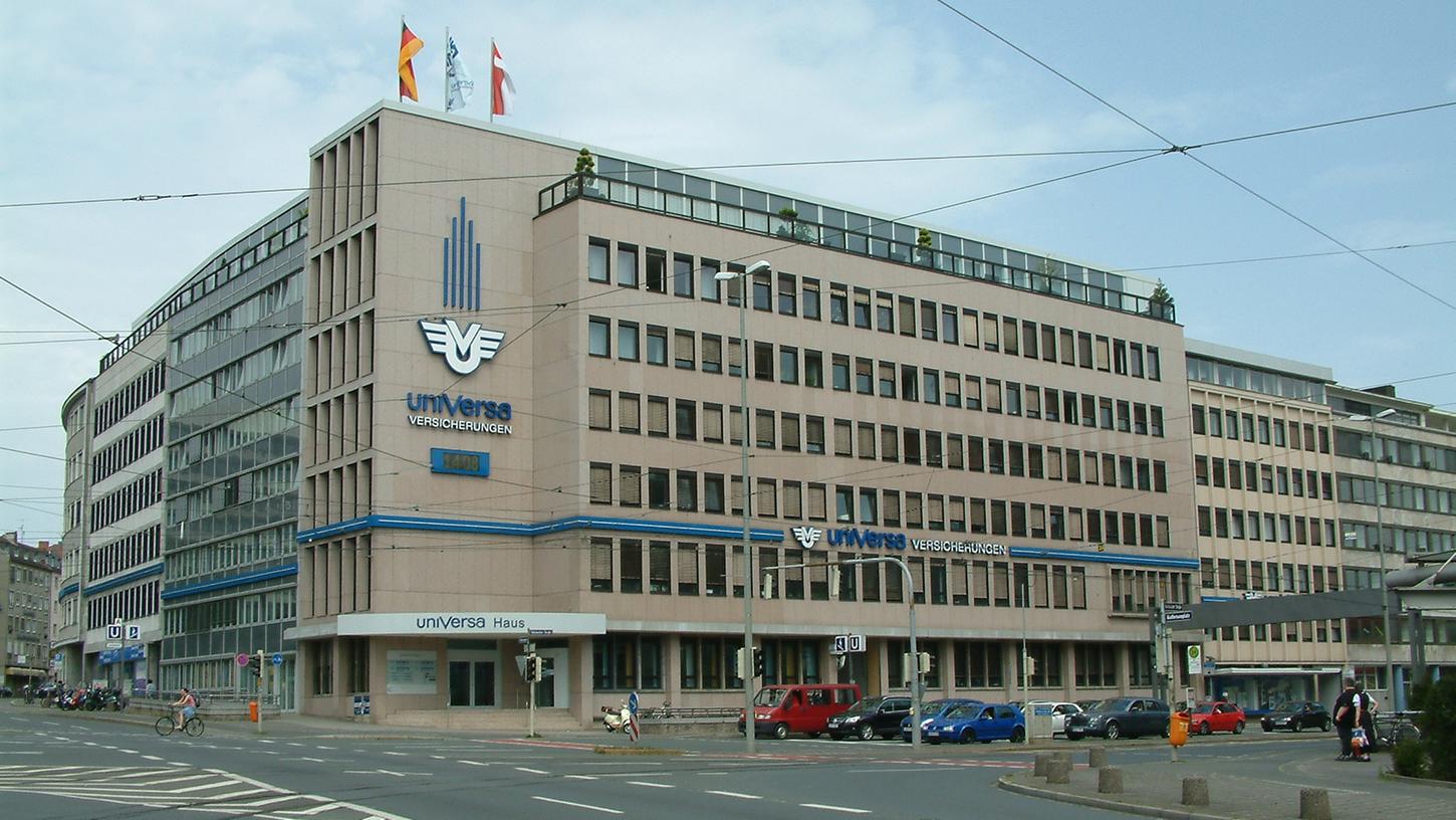 Blick auf die Universa-Hauptverwaltung am Nürnberger Rathenauplatz. Hier arbeiten 739 Mitarbeiter.