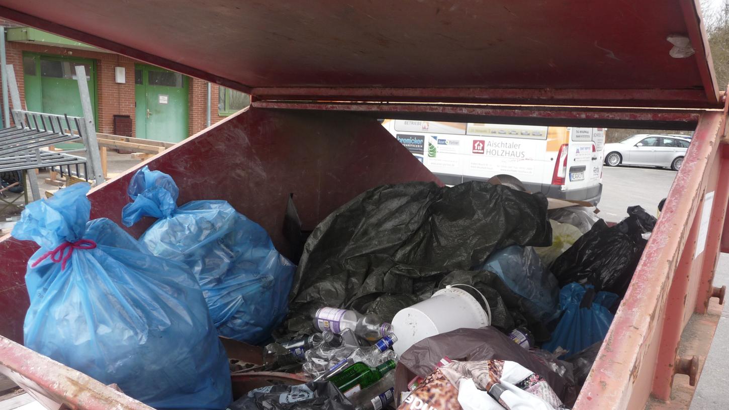 Die Menge schockiert: Coronakonforme Müll-Aktion
