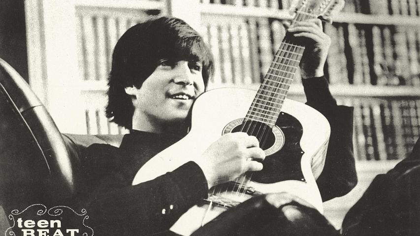 Auf Bilder wie diese ist Bubenreuth bis heute stolz: John Lennon von den Beatles mit seiner Framus-Gitarre, die hier hergestellt wurde.
