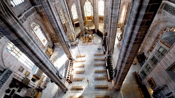 Ein seltener Anblick: Ansicht von oben auf den Hallenchor.