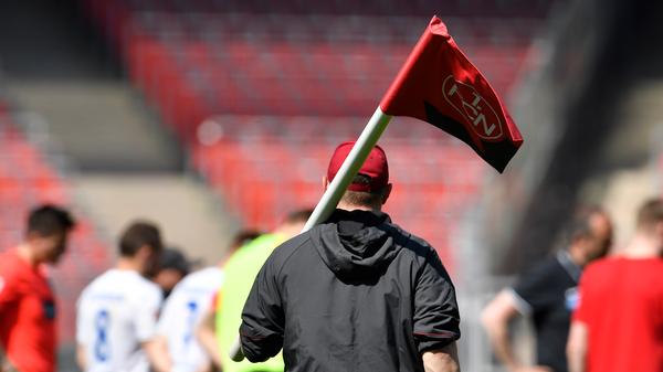 Und da ist noch eine Chance: Nikola Dovedan zirkelt einen Freistoß aus zentraler Position an die Unterkante der Latte. Es bleibt also weiterhin beim 3:1.