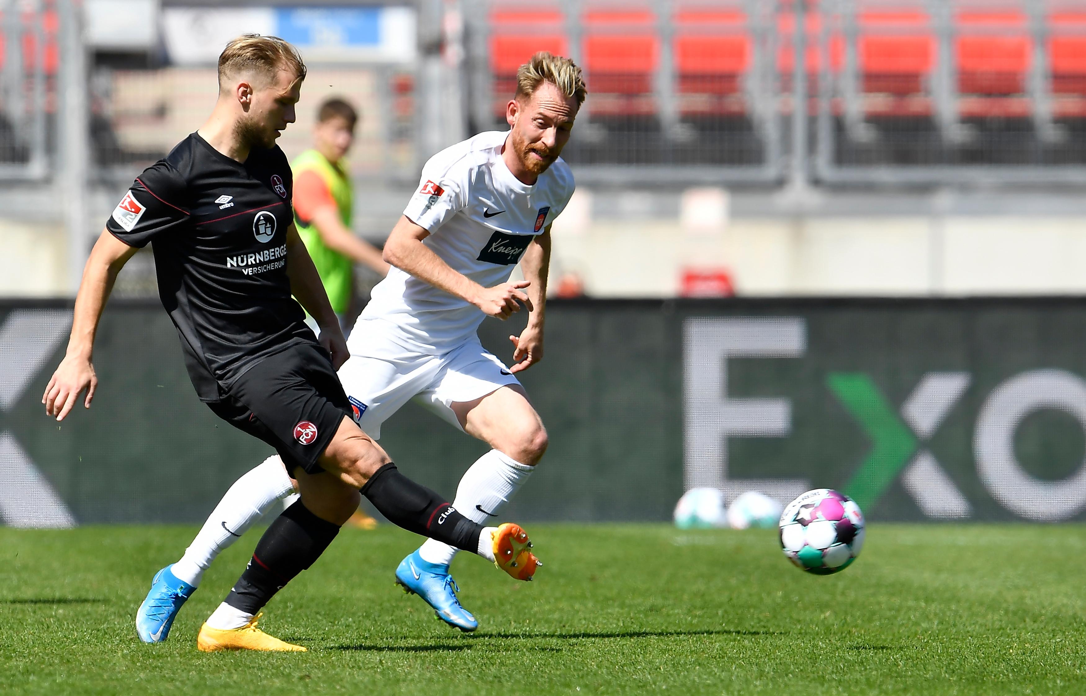 Sorgte mit einem kleinen Geniestreich für die frühe Führung, leitete zudem das 2:1 durch Nürnberger ein und war auch als Ideengeber und reaktionsschneller Ballverteiler sehr präsent. Note: 2