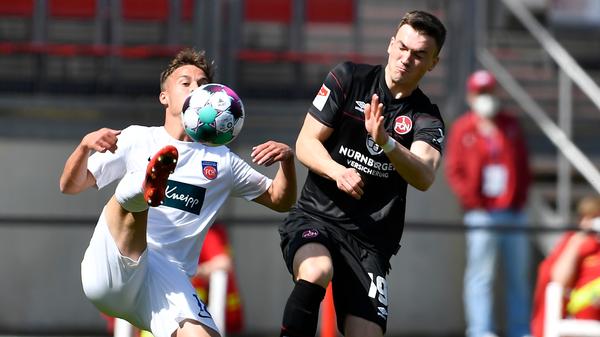 Das bekanntlich höchste Lob der Franken kommt von Cluberer Harald Knies - "Bassd schon". User Phan Thomas kann dem nur beipflichten.