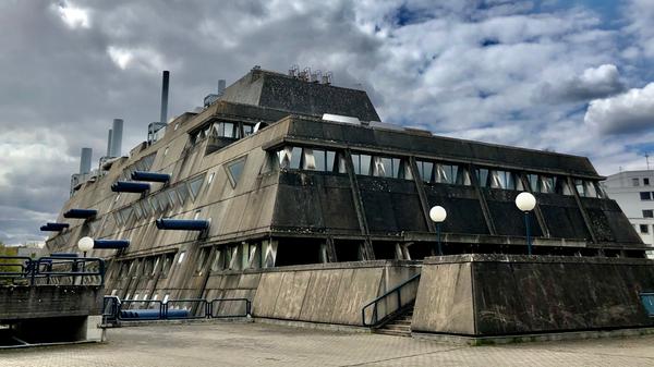Dieser Baustil ist am Aussterben: Beton-Brutalismus - diesmal besucht unser Berlin-Korrespondent den Berliner Mäusebunker.