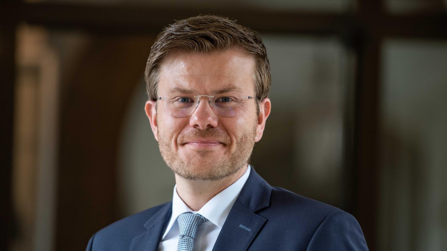 Nürnbergs OB Marcus König sieht auch Städte und Gemeinden gefordert, Menschen in afrikanischen Ländern zu unterstützen. Nürnbergs OB Marcus König sieht auch Städte und Gemeinden gefordert, Menschen in afrikanischen Ländern zu unterstützen.