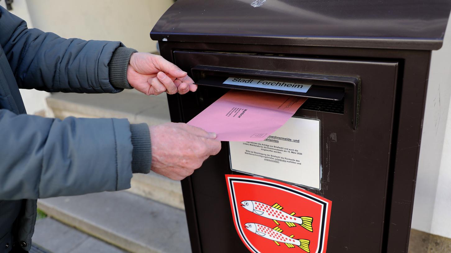 Auch die Abstimmung per Brief ist im Landkreis Forchheim wieder möglich, wie hier während der Kommunalwahl 2020.