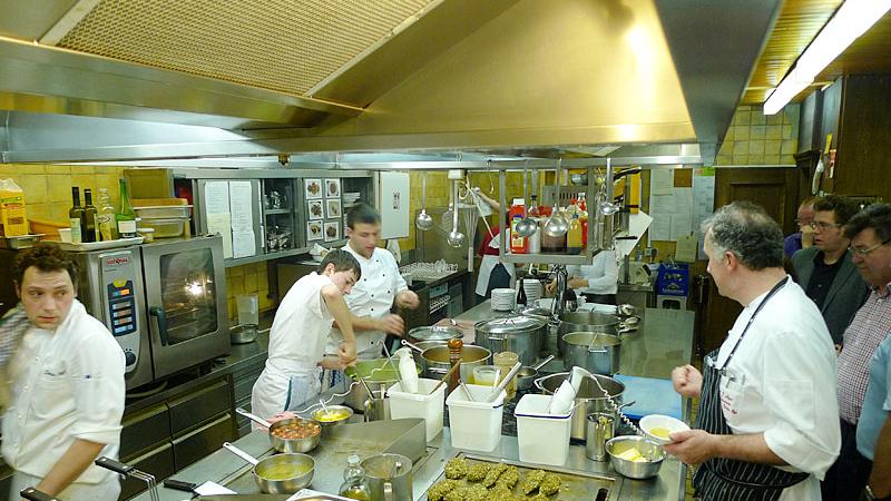 Einen Blick in die Küche können die Gäste bei einer der Küchenpartys werfen.