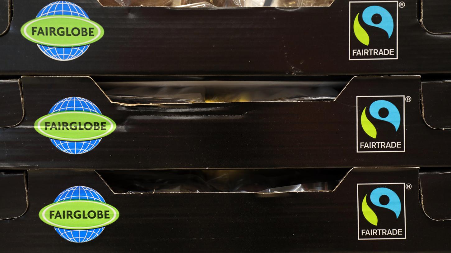 Die Corona-Pandemie hat dazu geführt, dass weniger Fairtrade-Produkte in Deutschland verkauft werden.
Die Corona-Pandemie hat dazu geführt, dass weniger Fairtrade-Produkte in Deutschland verkauft werden.