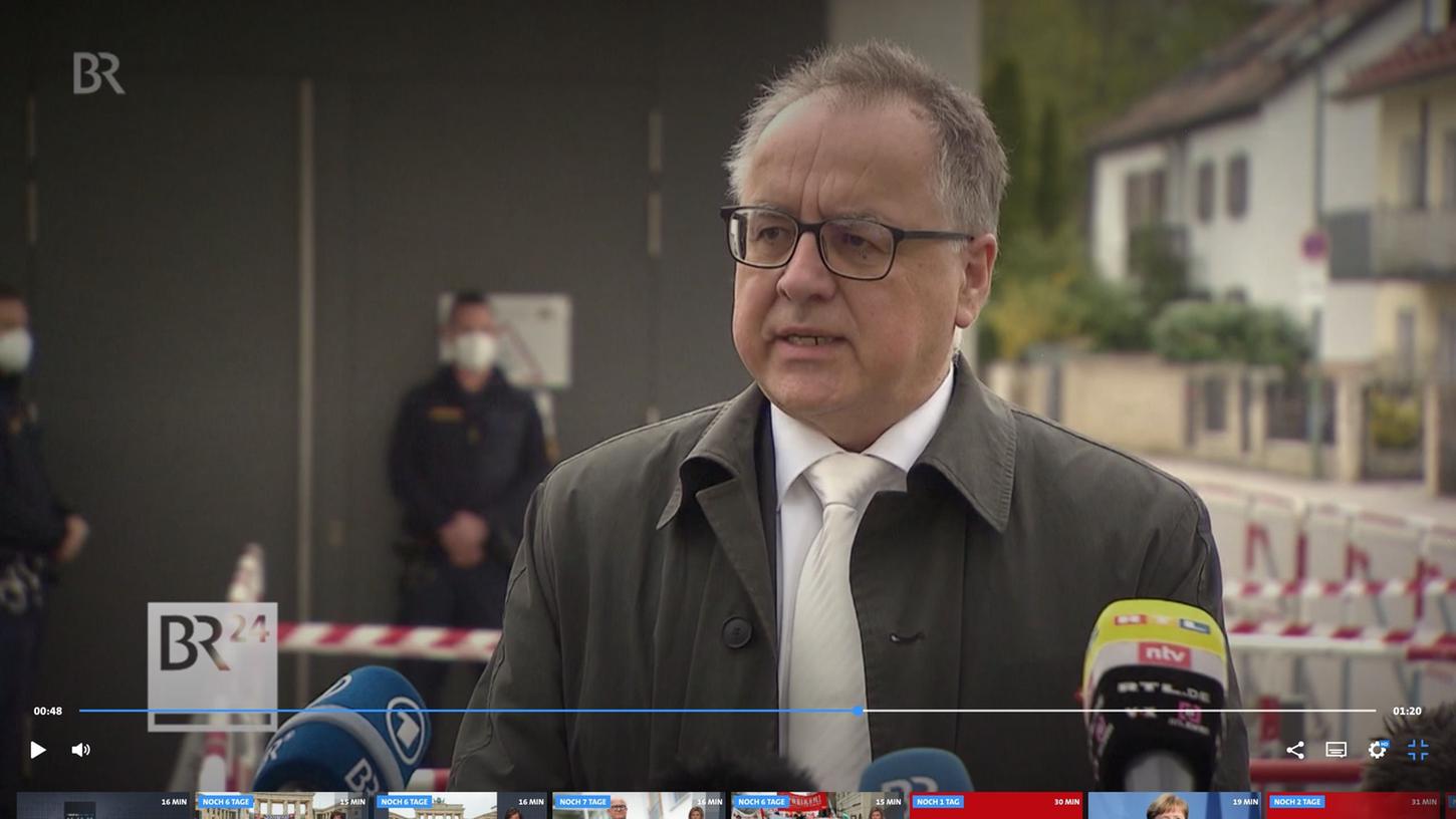 Harald Straßner, Rechtsanwalt von Armin Kroder im Prozess gegen Susanne G., vor der Presse.