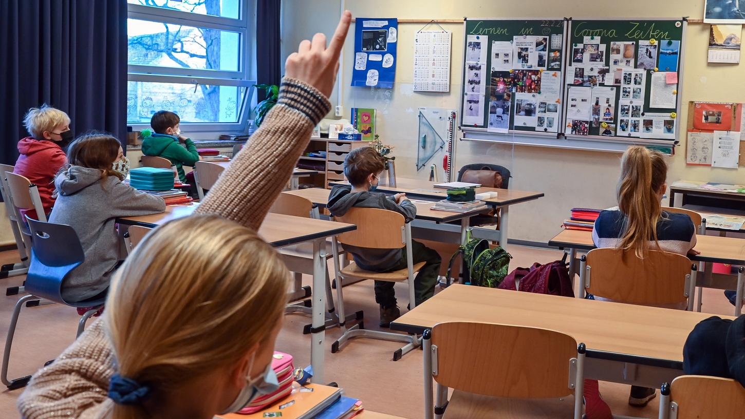 Seit dem 10. Mai dürfen nicht nur die 4. Klassen in die Schule kommen.