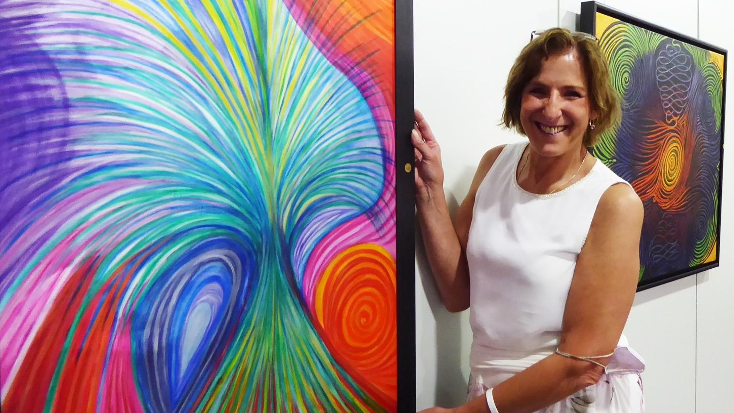 Zu persönlichen Führungen durch ihre Münchsteinacher Dauerausstellung lädt die Künstlerinnen Susanne Titze-Strack anstelle der gewohnten Frühjahrsvernissage ein. Zu persönlichen Führungen durch ihre Münchsteinacher Dauerausstellung lädt die Künstlerinnen Susanne Titze-Strack anstelle der gewohnten Frühjahrsvernissage ein.