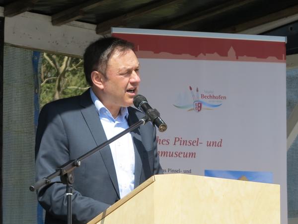 Auch Manfred Scholl wollte, wie schon vor vier Jahren, Bundestagskandidat der CSU im Bundeswahlkreis Ansbach werden. Der Dinkelsbühler unterlag aber erneut Artur Auernhammer. Auch Manfred Scholl wollte, wie schon vor vier Jahren, Bundestagskandidat der CSU im Bundeswahlkreis Ansbach werden. Der Dinkelsbühler unterlag aber erneut Artur Auernhammer.