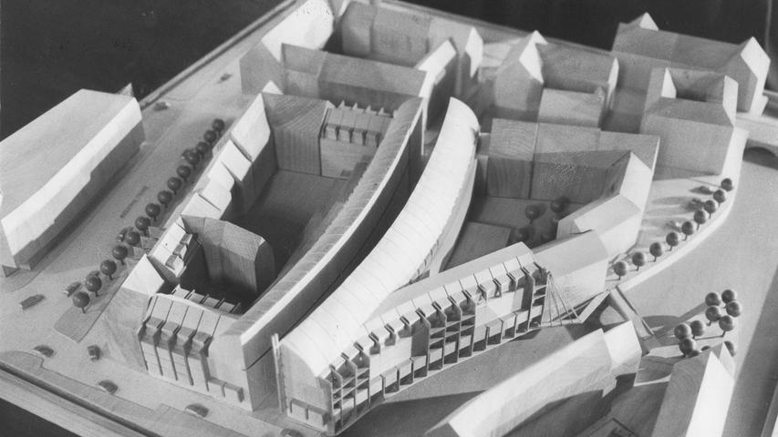 Vom Baukunstbeirat der Stadt begrüßt, von den Vom Baukunstbeirat der Stadt begrüßt, von den
