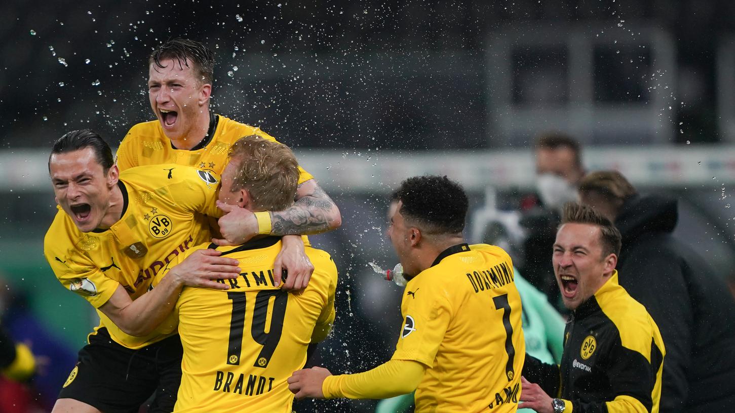 Für Borussia Dortmund ist es der fünfte Pokalsieg - einer mehr als der 1. FC Nürnberg.
Für Borussia Dortmund ist es der fünfte Pokalsieg - einer mehr als der 1. FC Nürnberg.