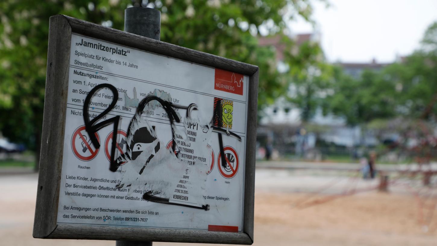 Der Beginn der Sanierung des Jamnitzerplatzes verschiebt sich noch um einige Tage.
Der Beginn der Sanierung des Jamnitzerplatzes verschiebt sich noch um einige Tage.