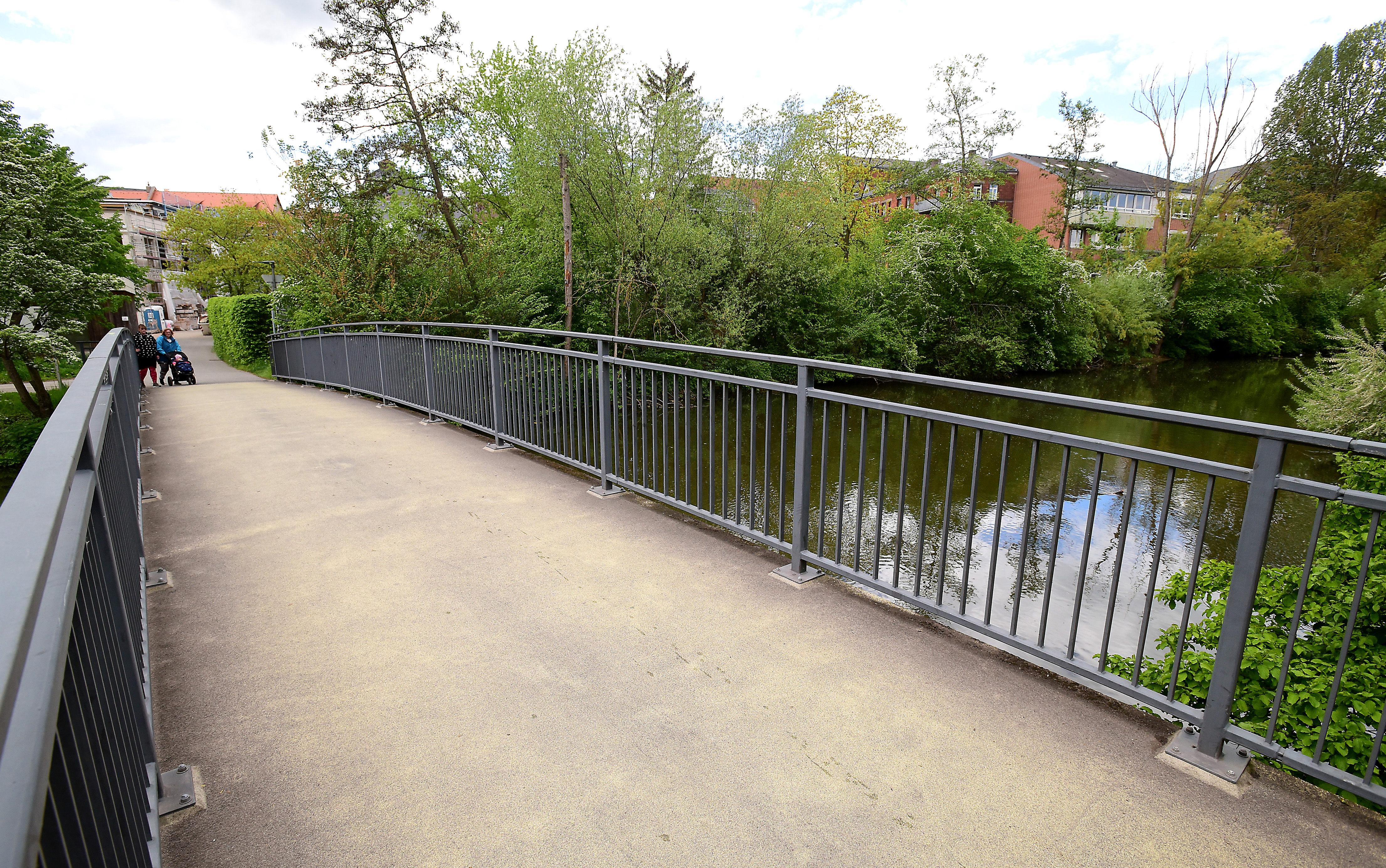 Am Karlsteg wäre der Start der Uferpromenade.
