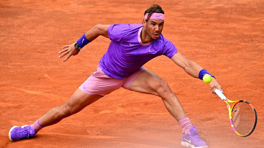 Spaniens Tennis-Ass Rafel Nadal kämpft beim ATP-Turnier in Rom am Samstag im Halbfinale gegen Reilly Opelka (USA), nachdem er zuvor Deutschlands Star Alexander Zverev in zwei Sätzen besiegt hatte.