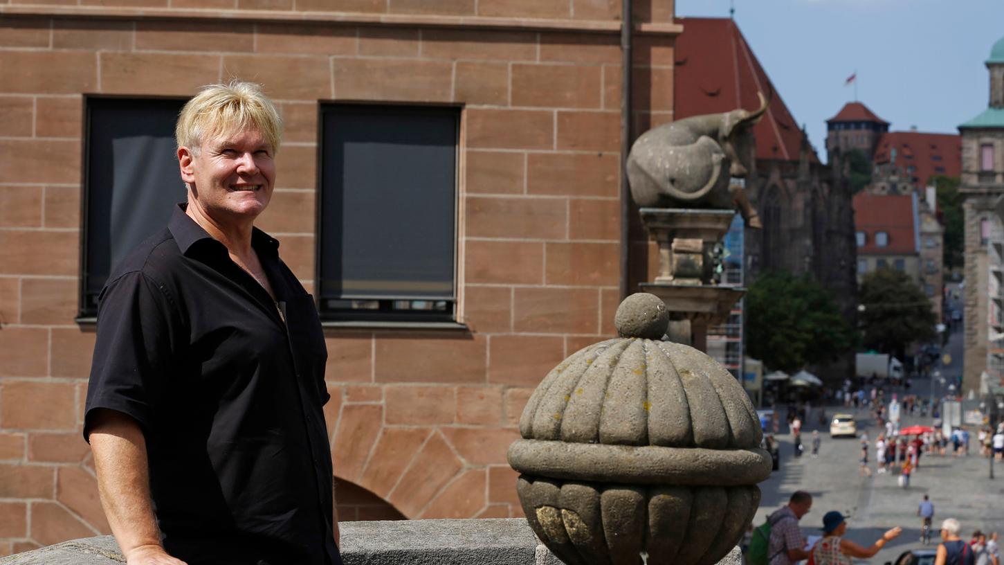 Stadtrat Jürgen Horst Dörfler von den Freien Wählern spart nicht mit Kritik an Gesundheitsreferentin Britta Walthelm (Die Grünen).
Stadtrat Jürgen Horst Dörfler von den Freien Wählern spart nicht mit Kritik an Gesundheitsreferentin Britta Walthelm (Die Grünen).