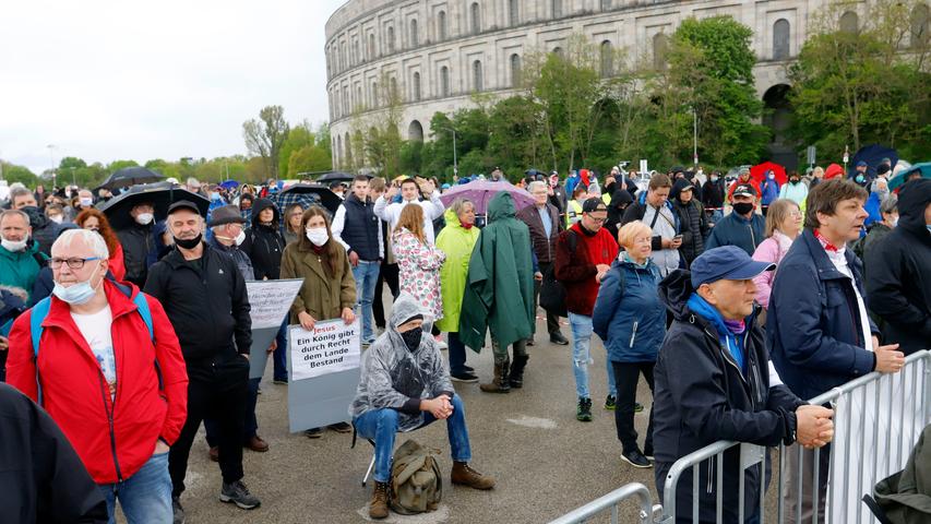 Querdenken-Demo in Nürnberg: Deutlich weniger Teilnehmer als erwartet