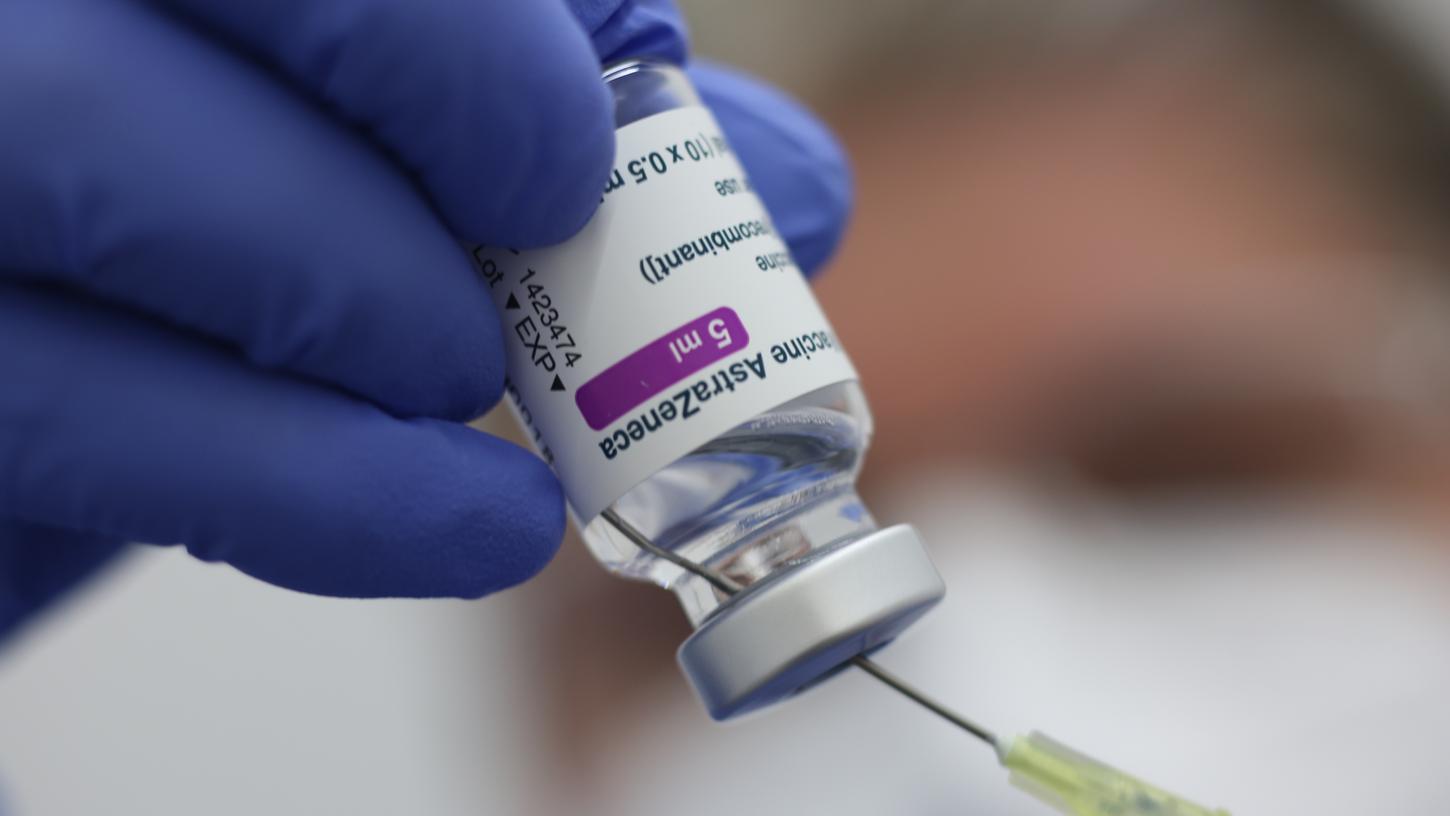 Bei der Sonderimpfaktion in Ebersberg standen 1000 Dosen des Impfstoffs von Astrazeneca zur Verfügung.
Bei der Sonderimpfaktion in Ebersberg standen 1000 Dosen des Impfstoffs von Astrazeneca zur Verfügung.