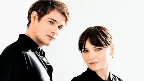 Statt "Sissi" nun ganz international "The Empress": Netflix verfilmt das Leben der österreichischen Kaiserin Sisi mit Devrim Lingnau in der Hauptrolle. Philip Froissant (links) spielt ihren Gatten, Kaiser Franz Joseph I. Für die Dreharbeiten in Ansbach, Bayreuth und Bamberg wurden mehr als 3000 Komparsen gesucht, die in die Rollen von Hofdamen, Adeligen oder Bürgern schlüpfen. Die Dreharbeiten starten im September 2021 in Bamberg.