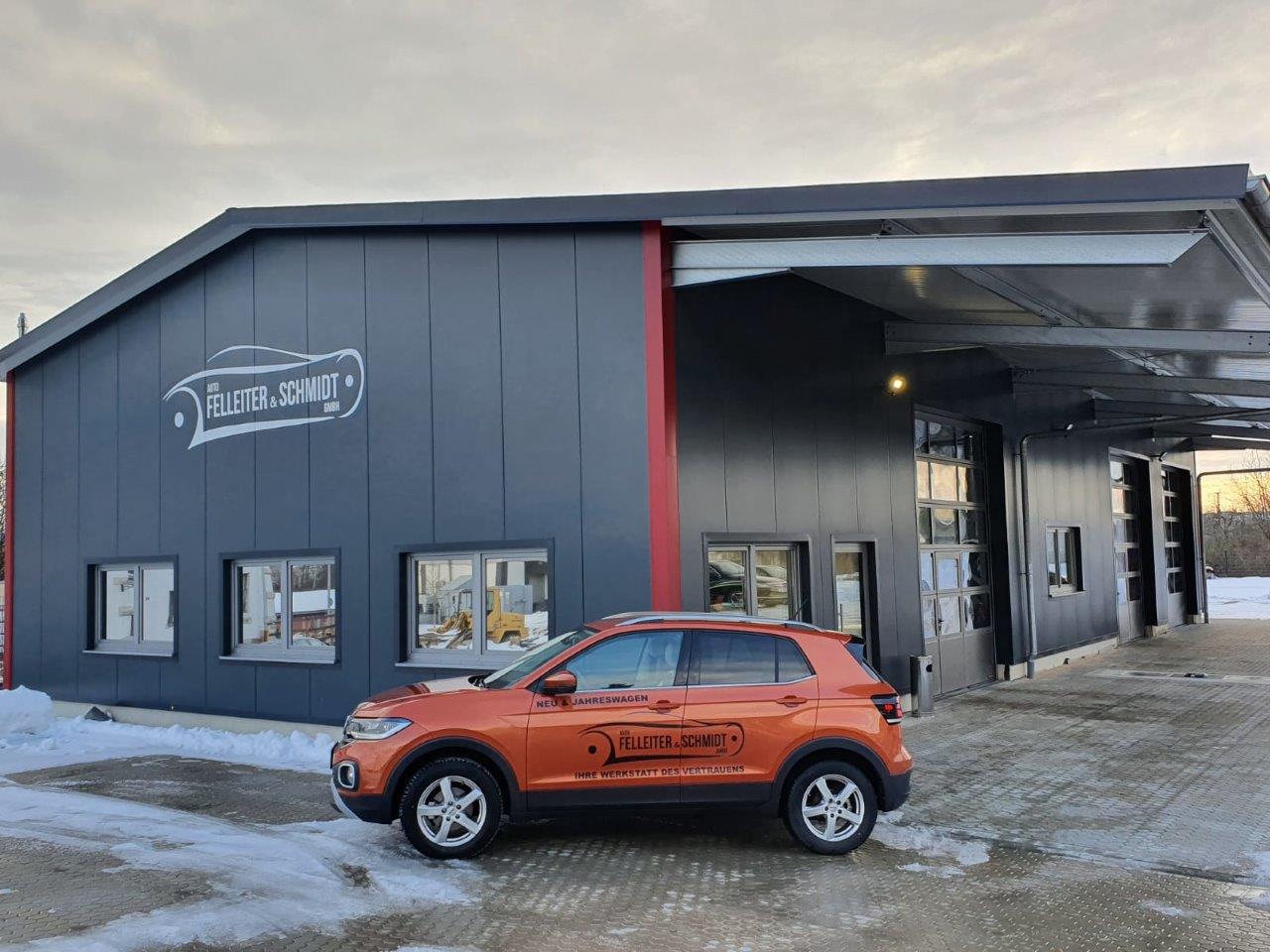 Werkstatteinfahrt der Firma Auto Felleiter & Schmidt Werkstatteinfahrt der Firma Auto Felleiter & Schmidt