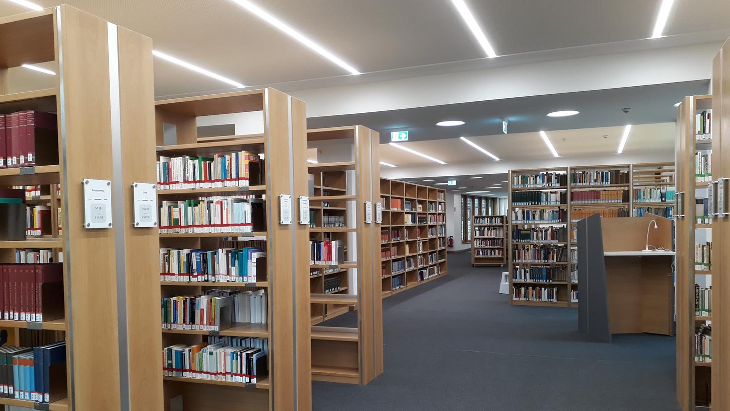 Der erste Gesetzesentwurf für die umstrittene Hochschulreform in Bayern ist auf dem Weg.
Der erste Gesetzesentwurf für die umstrittene Hochschulreform in Bayern ist auf dem Weg.