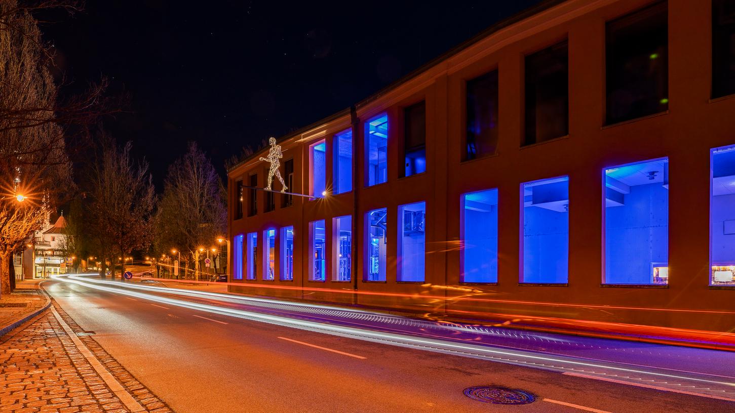 Die Bluestage im Frühjahr mussten noch abgesagt werden: Die Kulturfabrik in Roth trauerte mit blauem Licht.